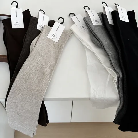 Chaussettes Au-Dessus du Genou pour Femmes Couleur Unie Doux Mélange de Coton Haute Élasticité Cuissardes Longues Bas Mode