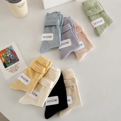 Chaussettes Mi-Hautes Décontractées en Coton pour Femmes Couleur Unie Revers Roulé Couleur Macaron Style Collégien Mignon Chaussettes Douces et Respirantes