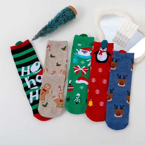 Women Christmas Cotton Blend Mid Tube Socks Cute Santa Claus Reindeer Gingerbread Man Cartoon Festive Winter Hosiery