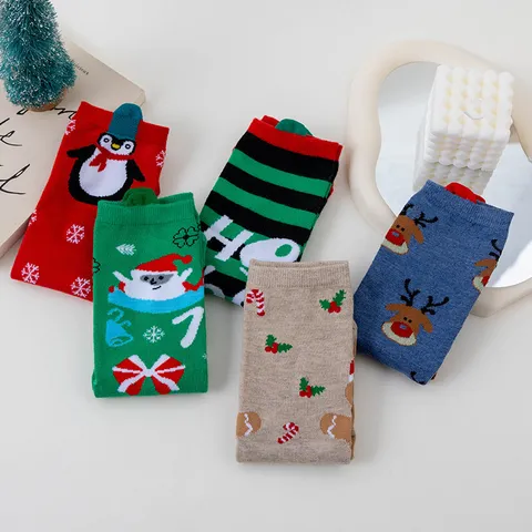 Women Christmas Cotton Blend Mid Tube Socks Cute Santa Claus Reindeer Gingerbread Man Cartoon Festive Winter Hosiery
