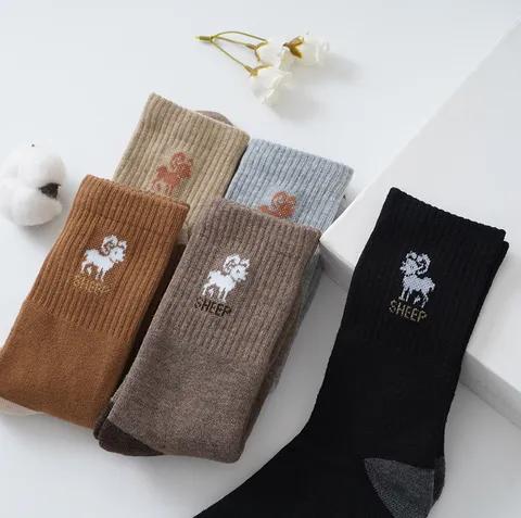 Men's Thicker Winter Warm Terry Socks Fleece Lined Thermal Sleep Home Floor Socks Cute Animal Embroidery Winter Casual Socks