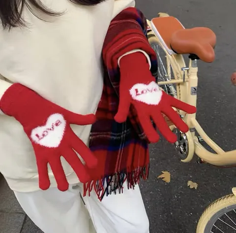 Γυναικεία Χειμερινά Ζεστά Πλεκτά Γάντια Χαριτωμένο Σχέδιο Καρδιάς Ακρυλικά Γάντια Οθόνης Αφής