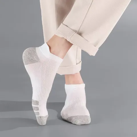 Men's Athletic Crew Socks Breathable Mesh Sports Running Socks With Heel Guard Plus Size