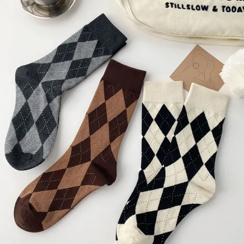 Damen Argyle Strick Mittelhohe Socken Vintage Karo Lässige Baumwollmischung Crew Socken Modische Alltagsstrümpfe