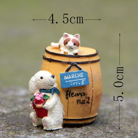 Pastoral Resin Cartoon Dog Cat Wine Barrel Miniature Figurine Succulent Moss Micro Landscape Garden Plant Pot Decoration Photography Props Ornaments