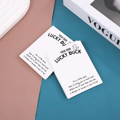 Tarjeta de Exhibición de Joyas con Tema de Pato de la Suerte Patrón de Pato de Dibujos Animados Lindo Embalaje de Cartón de Papel