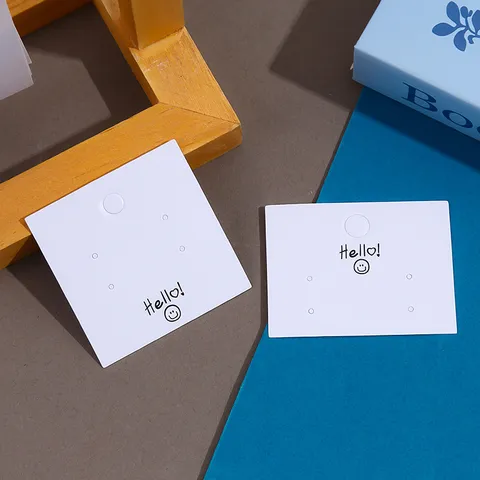 Tarjetas de Exhibición de Joyas de PVC Blanco Cara Sonriente Tarjetas de Embalaje de Pendientes Multiaujeros para Pendientes Almacenamiento