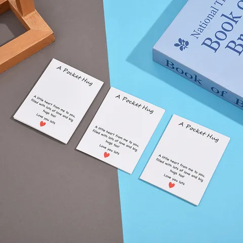 Pocket Hug Pocket Cardstock Greeting Card Warm Blessing Card Heart Printed Paper Card For Daily Expression