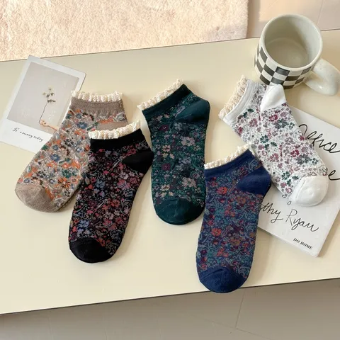 Women Cute Floral Lace Trim Short Socks Japanese Style Cotton Casual Crew Socks Soft Breathable Everyday Footwear