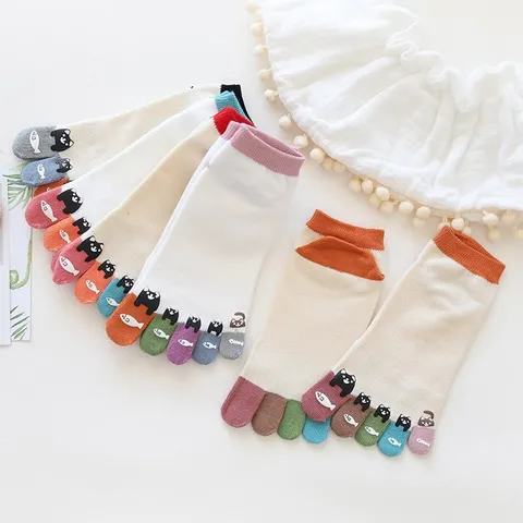 Women Cute Cartoon Cat Print Toe Separation Cotton Socks Short Tube Anti-Slip Casual Daily Hosiery