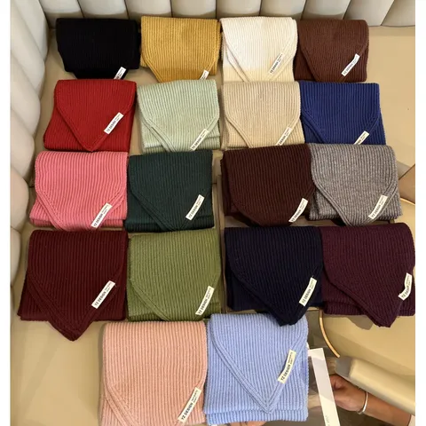 Women Winter Short Knit Scarf Warm Soft Neck Warmer Korean Style Retro Solid Color Casual Scarf For Ladies Daily Wear