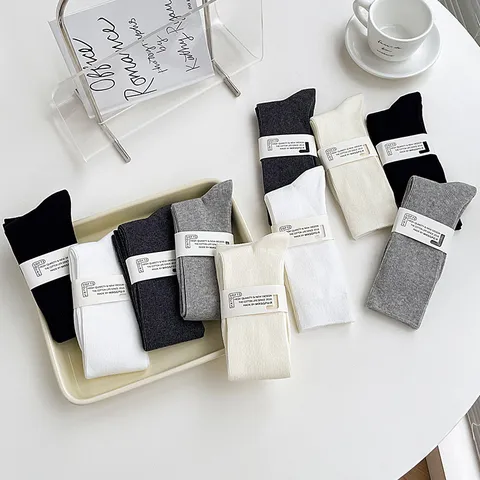 Calze a Metà Polpaccio a Righe Verticali in Cotone Invernale da Donna Calze Casual Tinta Unita Calze Lunghe alla Moda