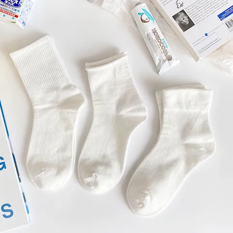 Women Japanese Style Pure Cotton Solid Color Mid Tube Socks Cute Sweet JK Style White Casual Fashion Crew Socks