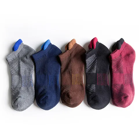 Men Thickened Terry Athletic Socks Breathable Mesh Sports Running Hiking Crew Socks Comfortable Cotton Casual Daily Wear