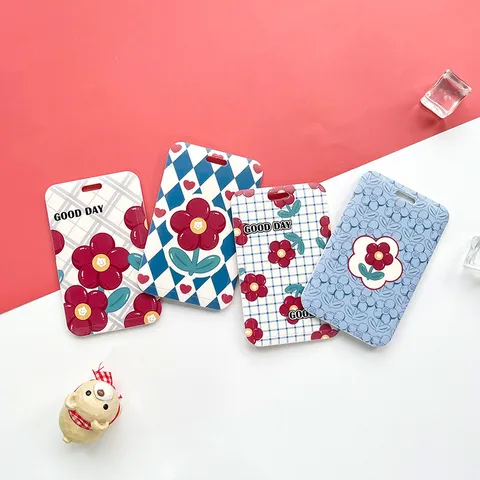 Embossed Cartoon Floral Card Holder Slide Vertical Plastic ID Badge Cover With Lanyard For Student Access Bus Card Protector