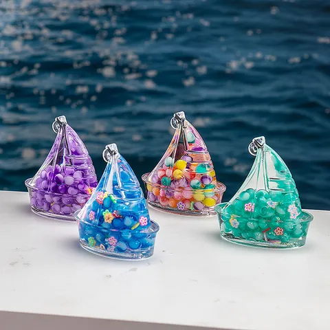 Porte-clés en Acrylique Bouteille de Sable Mouvant Voilier Style Océan Créatif Liquide Flottant Perles de Bulles Lumineuses Ornement de Sac