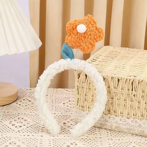 Joli Bandeau de Fleurs en Peluche Doux Cerceau à Cheveux en Laine d'Agneau Accessoires de Cheveux de Dessin Animé Mignons Pour Enfants