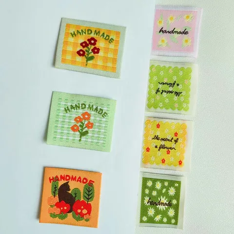 Handmade Woven Cloth Labels Cute Floral DIY Tags For Clothing Bags Doll Clothes Garment Accessories Sewing