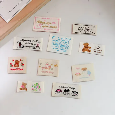 DIY Handmade Woven Fabric Labels Cartoon Bear Dog Embroidery Patches For Sewing Clothes Hats Bags Accessories