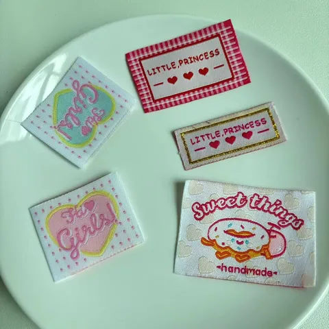 Handmade Woven Labels DIY Sewing Garment Accessories Cute Heart Donut Embroidery Patches For Clothing Shoes Bags