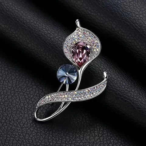 Zinc Alloy Rhinestone Floral Brooch Elegant Crystal Flower Pin Fashion Suit Dress Accessories Jewelry Gift For Women