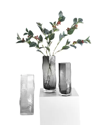 Modern Minimalist Glass Vase Geometric Vertical Stripe Flower Vase Transparent Smoky Gray Hydroponic Floral Arrangement Home Decor Ornament