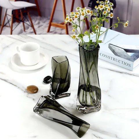 Nordic Creatieve Gedraaide Glas Vaas Woonkamer Tafel Decoratieve Bloemschikken Groen Rookgrijs Vazen