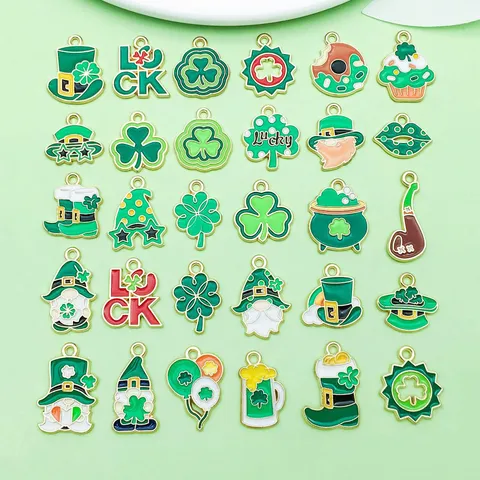San Patrizio Smaltato Lega Trifoglio Cappello Gnu Charms Ciondoli DIY Misti Per Braccialetto Collana Accessori per la Creazione di Gioielli