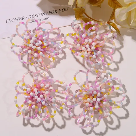 Süße Perlen Hohl Blume DIY Zubehör Glasperlen Für Ohrring Haarklammer Brosche Schuh Blume Dekor