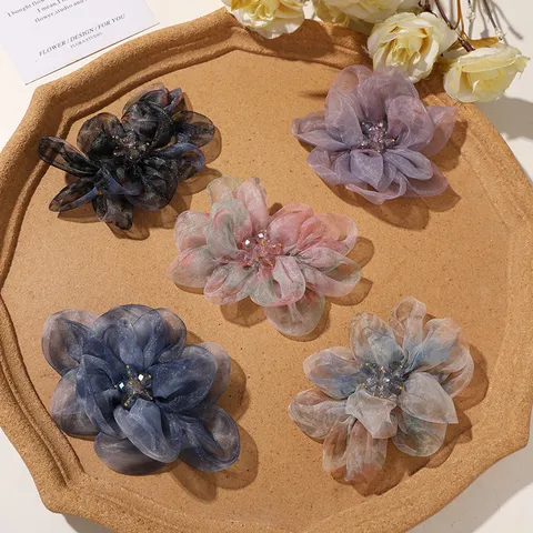 Pinza para el Cabello con Flor de Peonía de Malla Ombre Degradado Accesorios de Coiffure Elegantes Hechos a Mano para Mujeres Estilo Diario Fiesta