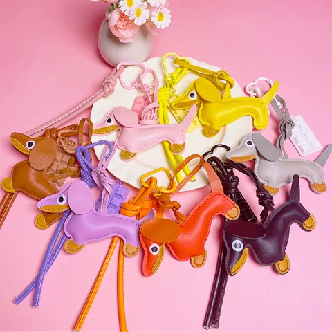 Creative Leather Dachshund Dog Keychain Cute Chocolate Bag Pendant Keychain For Women Girls Fashion Bag Charm Accessory