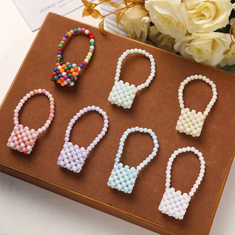 Colgante de Mini Bolso con Abalorios de Perla Artificial Hecho a Mano Lindo Llavero de Oso de Dibujos Animados Accesorio DIY