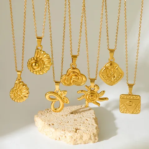 Stainless Steel Pendant Necklace For Women Gold Plated Geometric Conch Sun Flower Rhinestone Clavicle Chain Jewelry