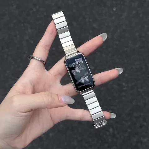 Cinturino di Ricambio in Metallo di Acciaio Inossidabile Compatibile con Smartband Elegante Cinturino Sottile Accessorio per Gioielli