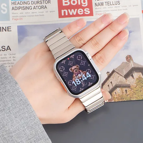 Cinturino per Orologio in Metallo di Acciaio Inossidabile con Chiusura Deployant Banda di Ricambio per Smartwatch Accessorio di Lusso alla Moda