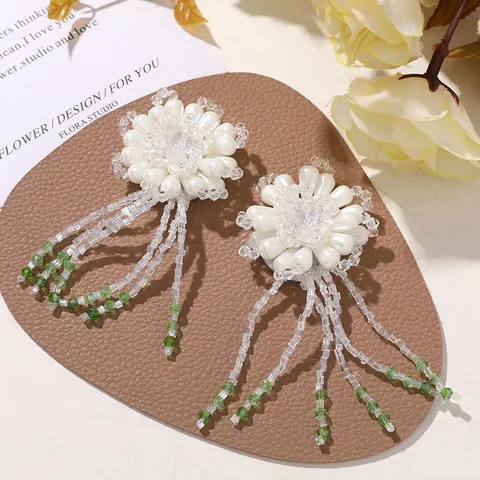 Parche de Borla Floral Hecho a Mano Cuentas de Vidrio Perlas Artificiales Pinza de Pelo Accesorios de Ropa Decoración Artesanal DIY