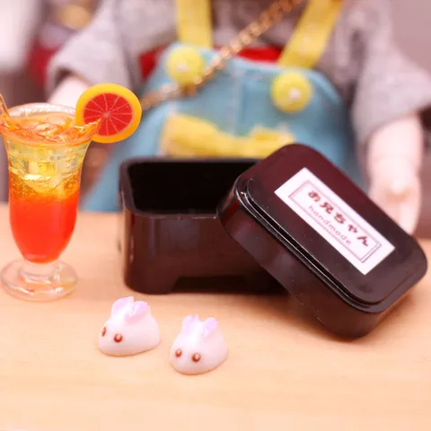 Dollhouse Miniature Food Play Rabbit Wagashi Set Handmade Plastic UV Resin Cute Ornaments For OB11 Dolls Scene Decor