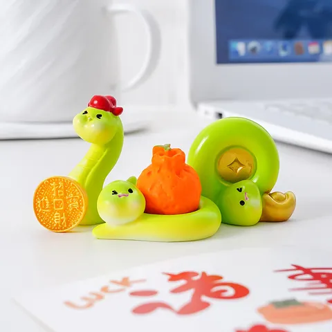 2025 Año de la Serpiente Lindo Riqueza Resina Figurita Dibujos Animados Animal Escritorio Coche Adorno DIY Decorativo Artesanía Regalo