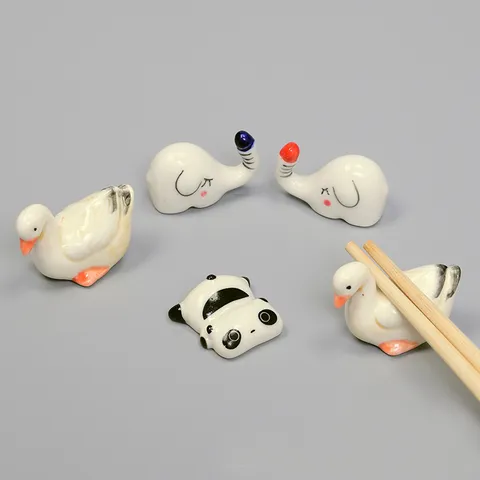 Reposapalillos de Cerámica Lindo Estilo Japonés Panda Elefante Ganso Creativo Vajilla Decoración de Escritorio