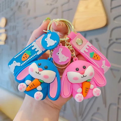 Simpatico Portachiavi a Forma di Coniglio Cartoon Con Carota in PVC 3D Bambola Animale Portachiavi per Borsa Zaino Pendente per Donna Bambini