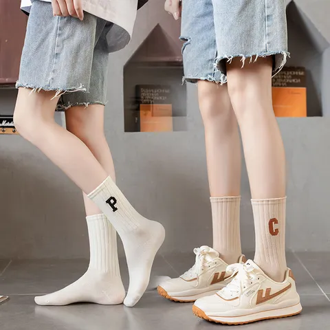 Women Retro Cotton Slouch Socks Solid Color Mid Calf Crew Socks With Embroidered Letter Casual Fashion Hosiery