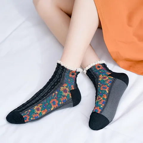 Womens Japanese Style Floral Embroidered Lace Trim Cotton Boat Socks Cute Casual Low Cut Ankle Socks For Ladies