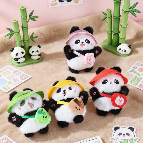 Simpatico Portachiavi Peluche Panda Rosso Con Mini Zaino Cappello Da Sole Morbido Animale Di Peluche Ciondolo Borsa Scuola Ornamento