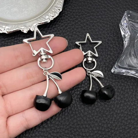Kreativer DIY Kirsch-Stern Schlüsselanhänger Zinklegierung Damen Tasche Kopfhörer Tasse Hängeornament Mode Schmuck Schlüsselring Geschenk