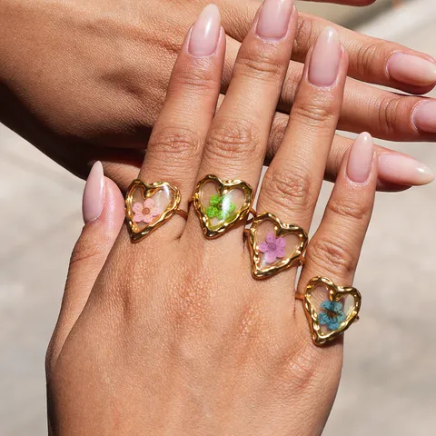 Edelstahl Herz Trockenblume Ring Für Damen Ins Stil Vergoldet Harz Eingelegt Verstellbarer Offener Fingerring Schmuck