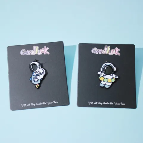 Cartoon Astronaut Rocket Metal Enamel Brooch Badge Cute Space Science Lapel Pin Alloy Fashion Jewelry