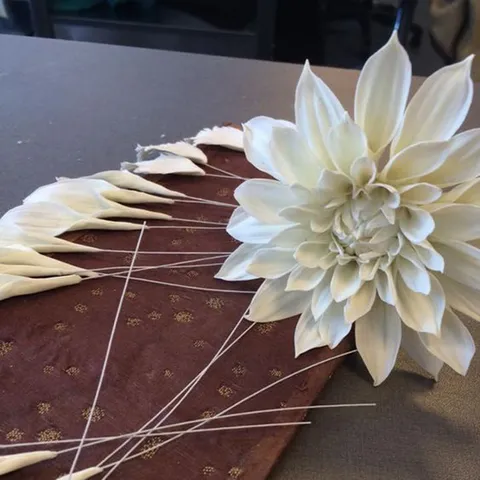 Ensemble d'Emporte-Pièces à Fondant en Acier Inoxydable Fleur de Dahlia Décoration de Gâteau Moules de Pâtisserie