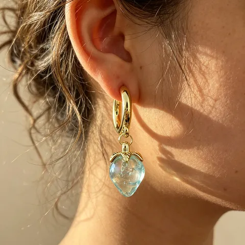 Ins Style Resin Strawberry Pendant Earrings Cute Fruit Dangle Earrings Gold Metal Hoop Earrings Fashion Jewelry For Women