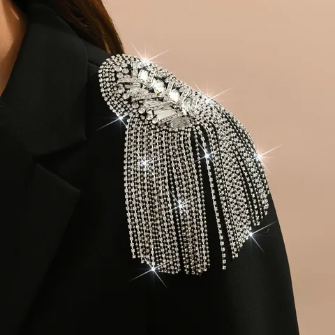 Luxury Alloy Rhinestone Tassel Epaulet Brooch Vintage Shoulder Chain Board Apparel Accessory For Suits Blazer Women Men