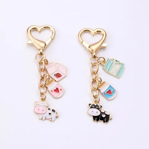 Cartoon Kuh Milchflasche Herz Karabiner Schlüsselanhänger Zinklegierung Epoxidharz Milchkarton Tasche Anhänger Für Damen Mädchen Geschenk